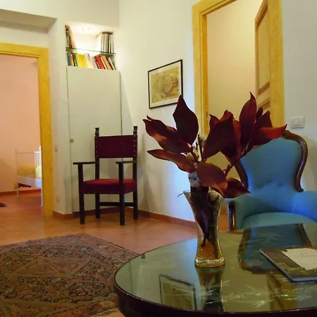 Via Giulia Appartamento